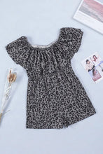 Load image into Gallery viewer, Leopard Print Ruffle Pocket Off Shoulder Rompe
