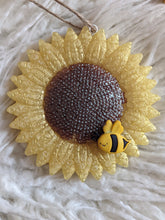 Load image into Gallery viewer, Sunflower Freshie
